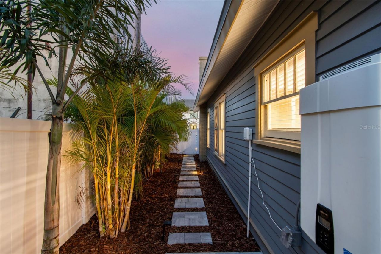322 11th Avenue N, Saint Petersburg, FL 33701 Photo