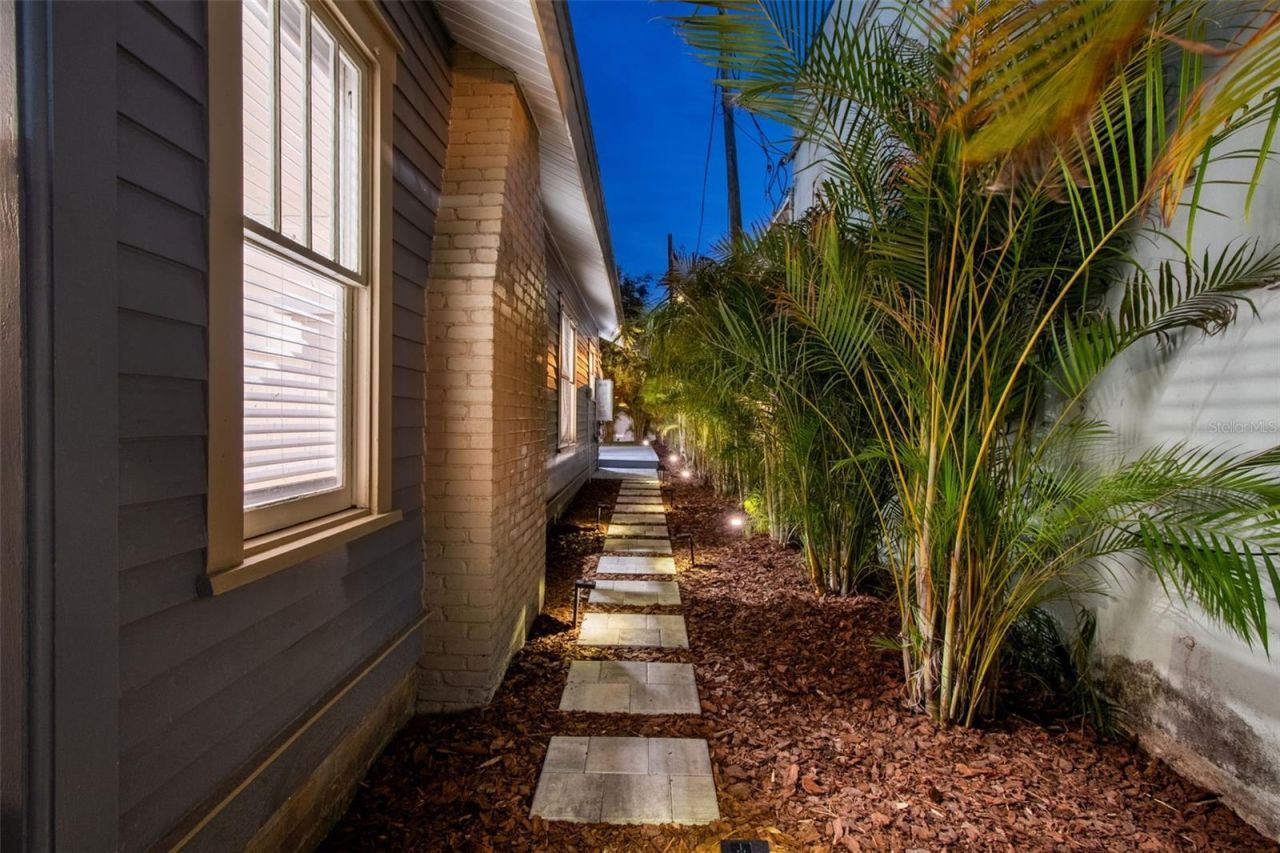 322 11th Avenue N, Saint Petersburg, FL 33701 Photo