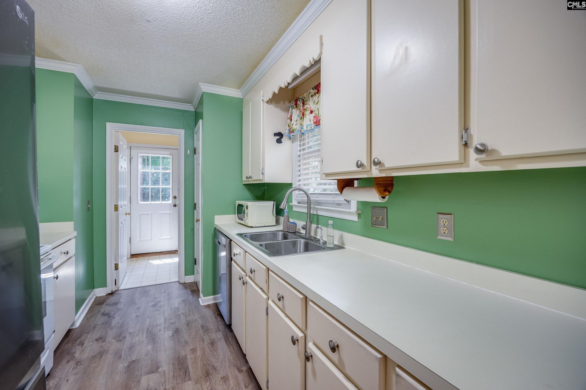 209 Brookside Lane  Photo 11
