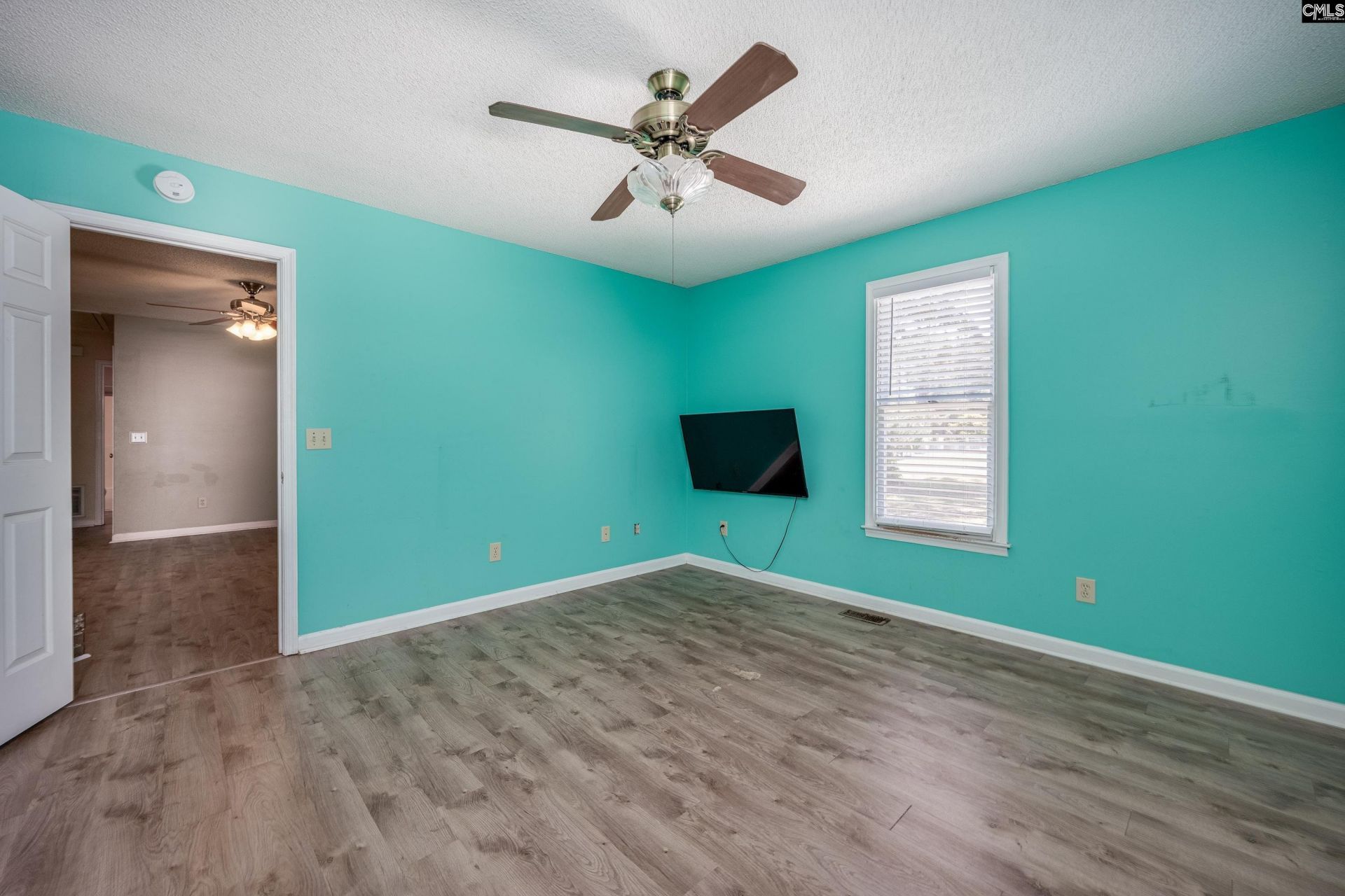 209 Brookside Lane  Photo 14