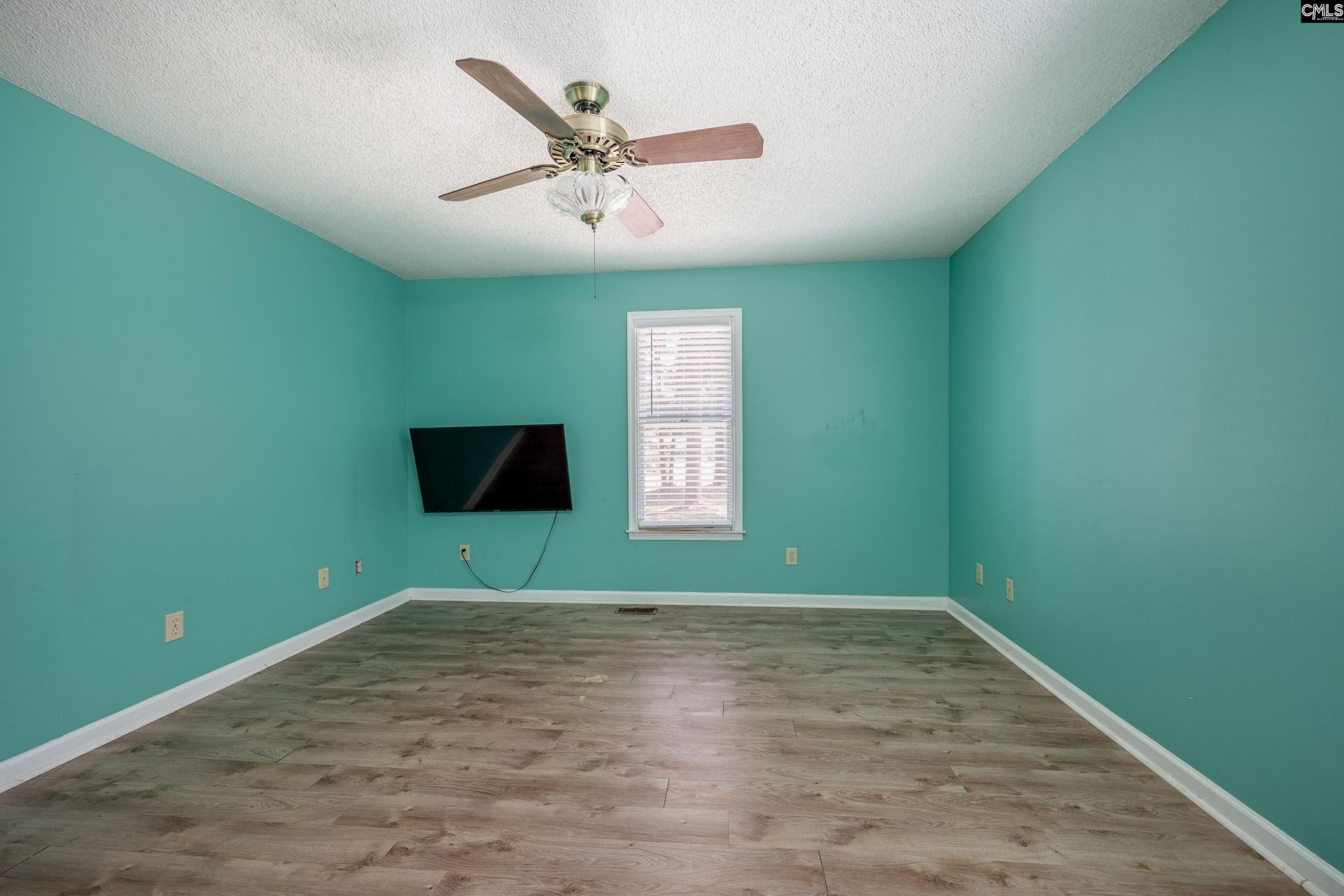 209 Brookside Lane  Photo 16