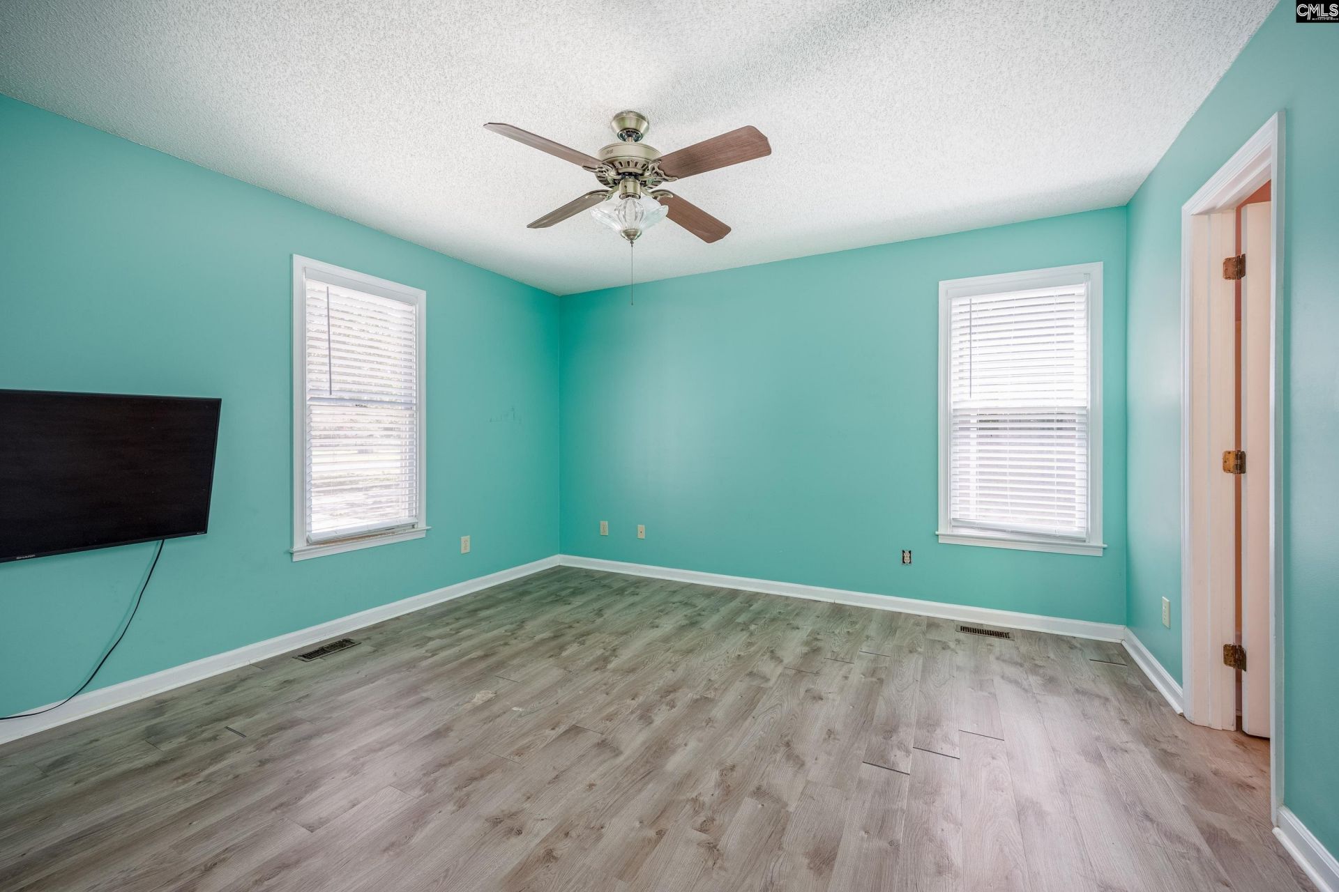 209 Brookside Lane  Photo 17