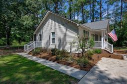 209 Brookside Lane  photo 4