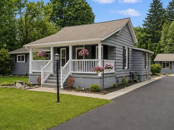 17875 Beck Road, Northville Twp, MI 48168