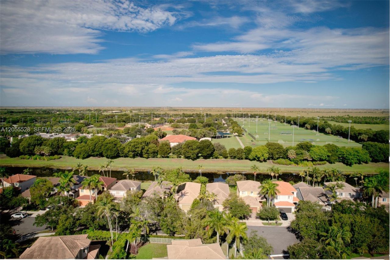 462 Fishtail Ter, Weston, FL 33327 Photo