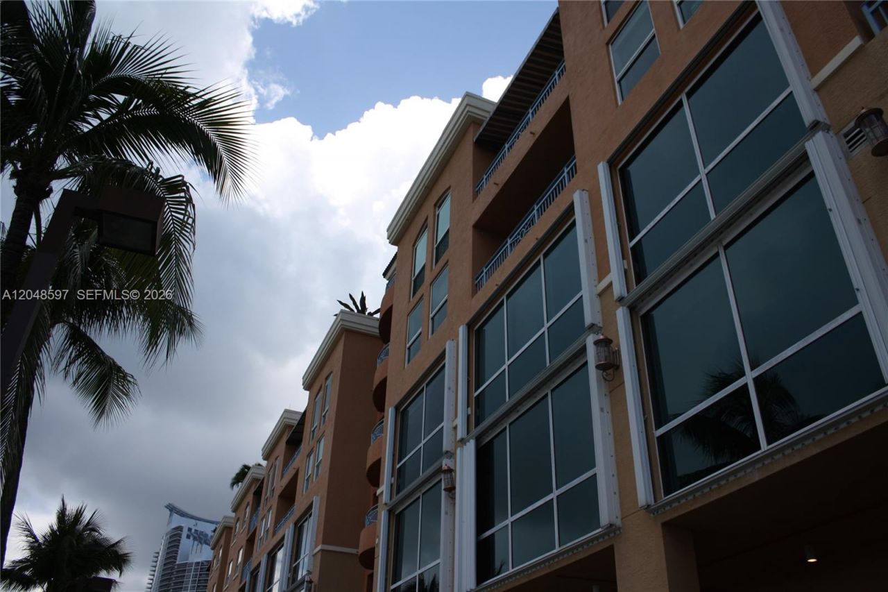 90 Alton Rd , Miami Beach, FL 33139 Photo