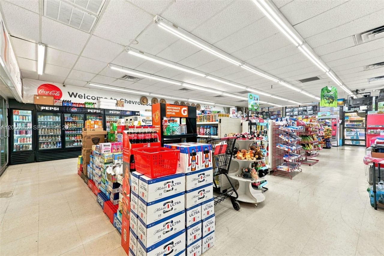 2590 Recker Hwy , Winter Haven, FL 33880 Photo