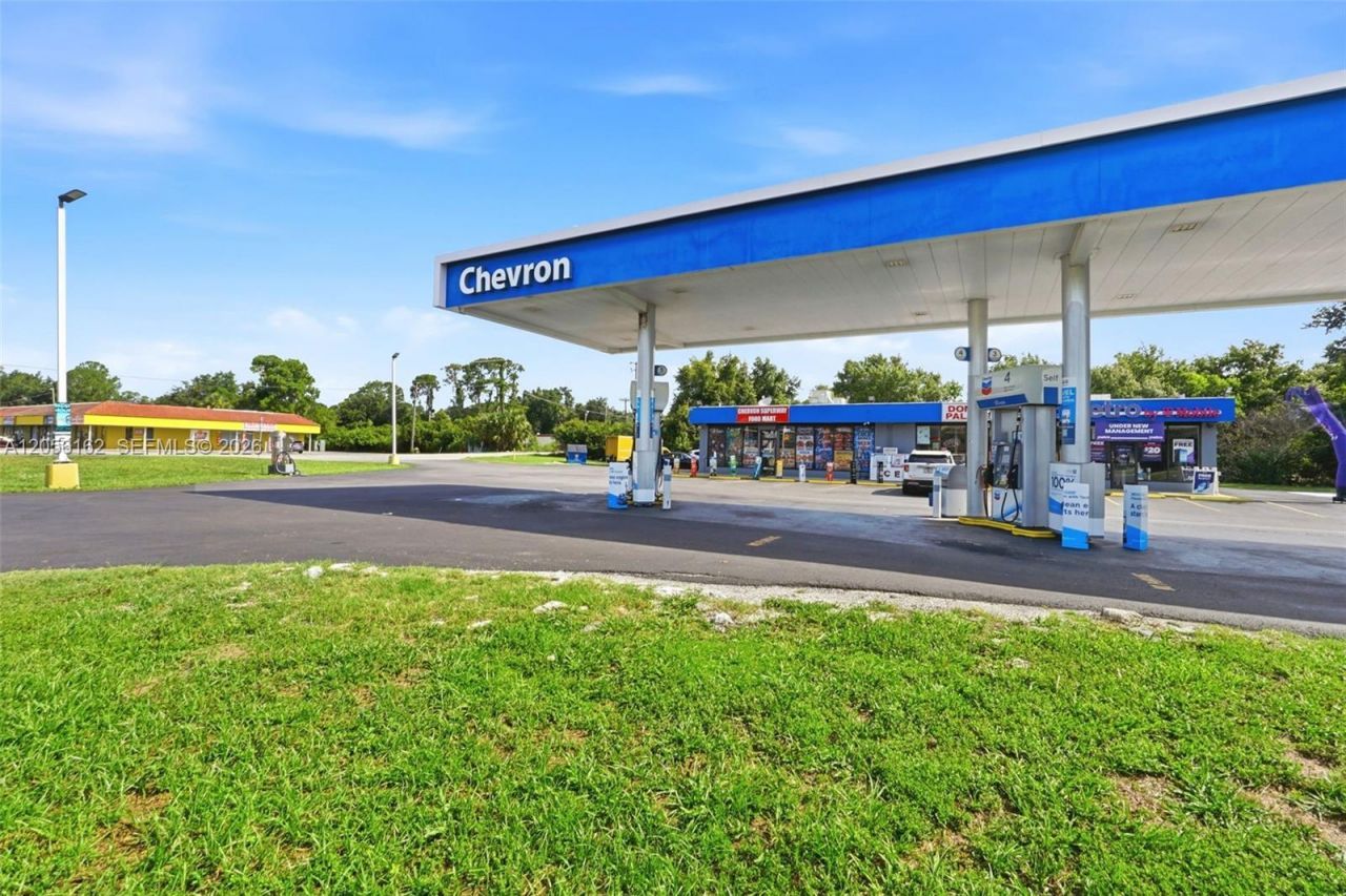 2590 Recker Hwy , Winter Haven, FL 33880 Photo