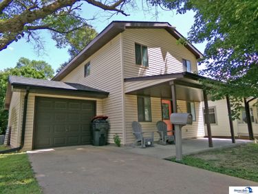 212 S 13Th Street, Beatrice, NE 68310
