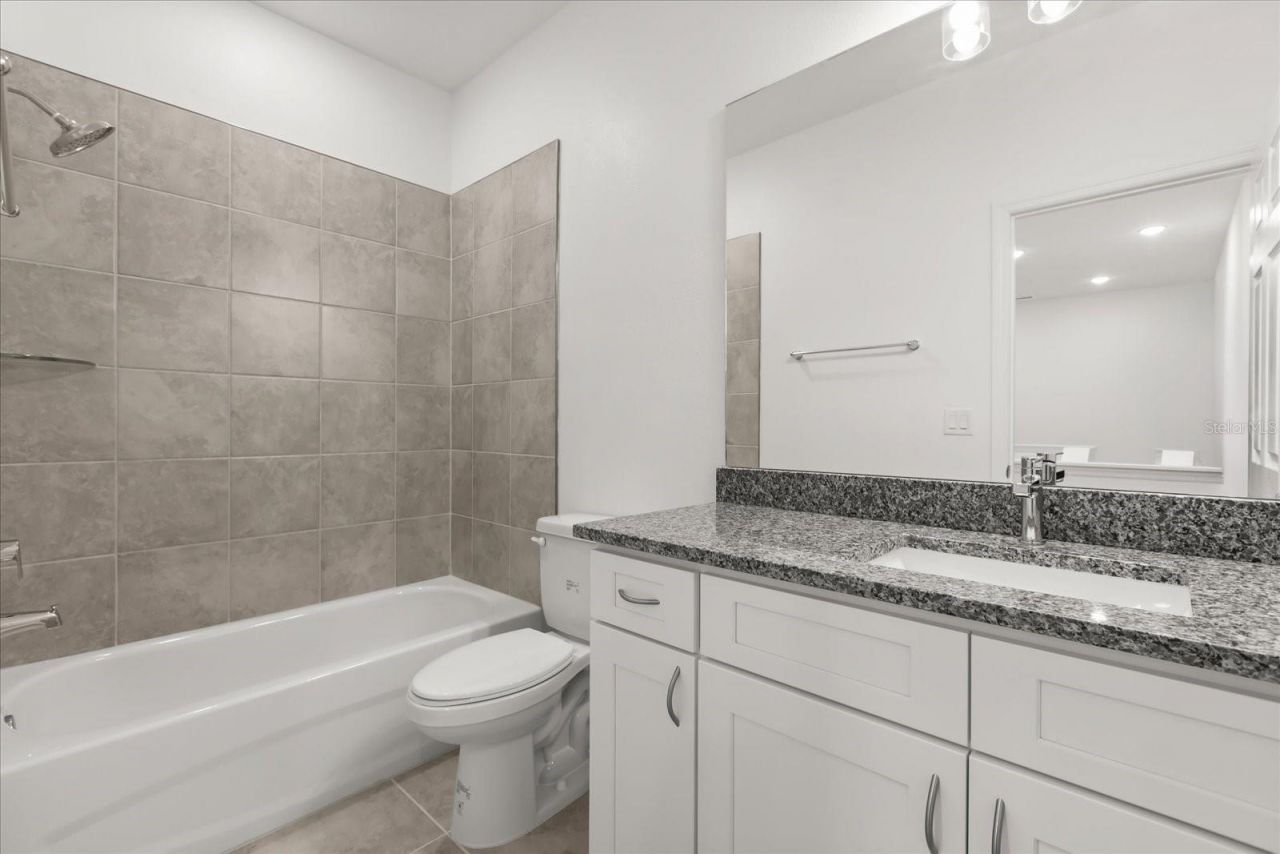 915 Lakefront Village Drive , Clermont, FL 34711 Photo
