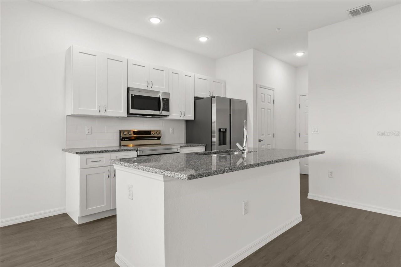 915 Lakefront Village Drive , Clermont, FL 34711 Photo