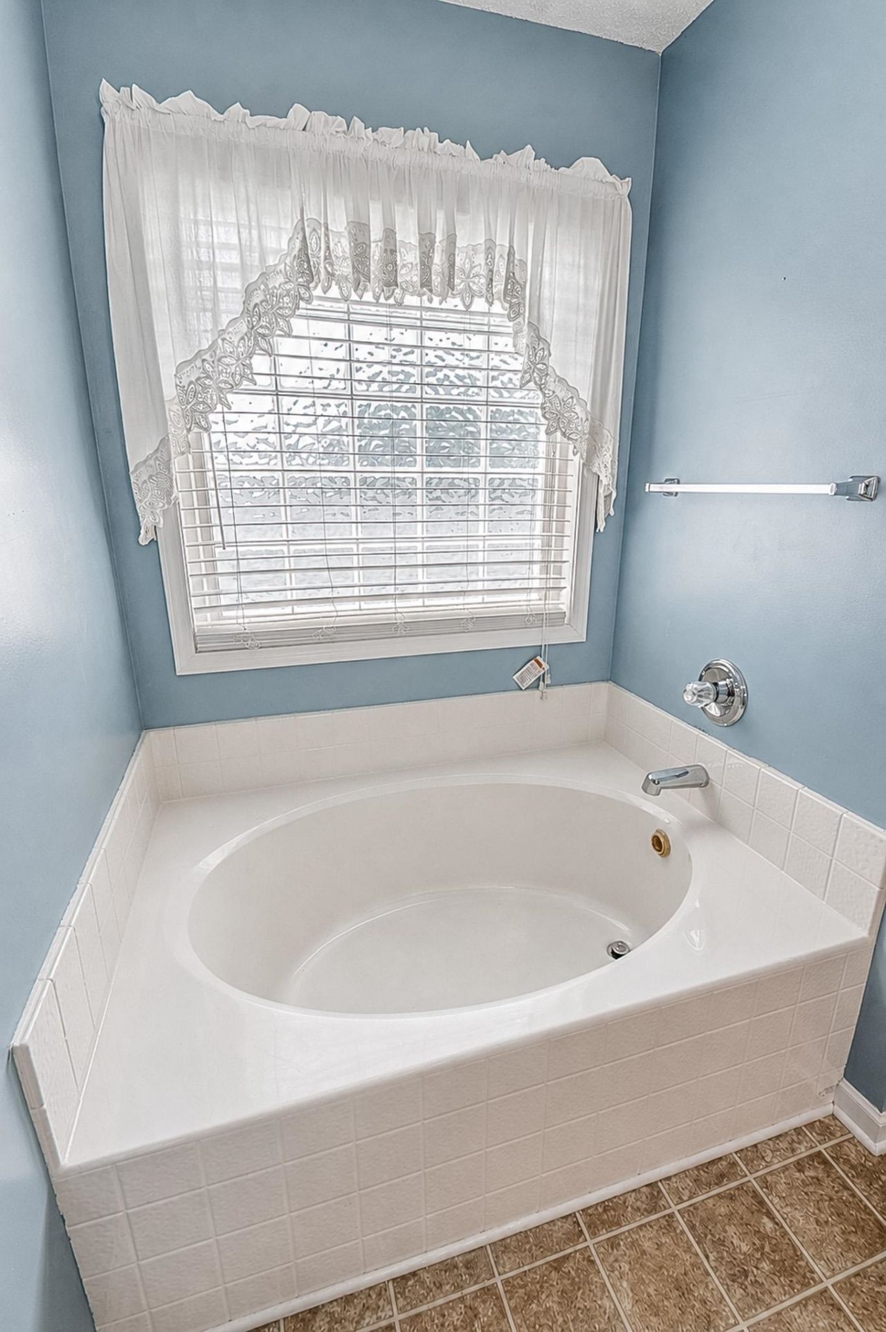 6046 Palisade Ct.  Photo 16