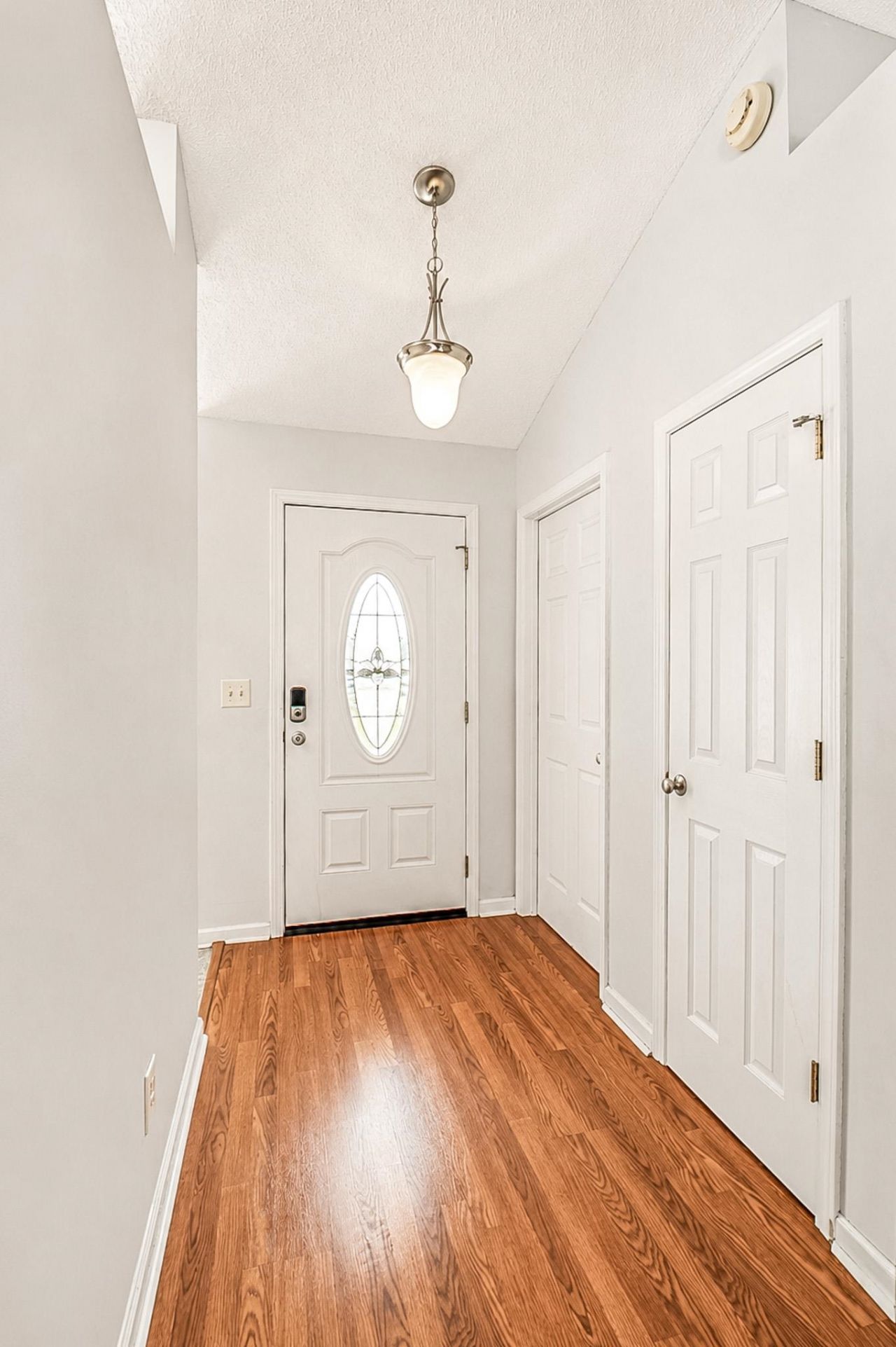 6046 Palisade Ct.  Photo 6