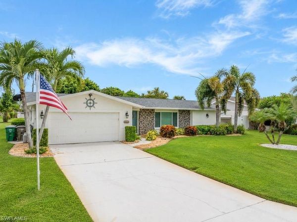 1220 SE 22nd ST, CAPE CORAL, FL 33990