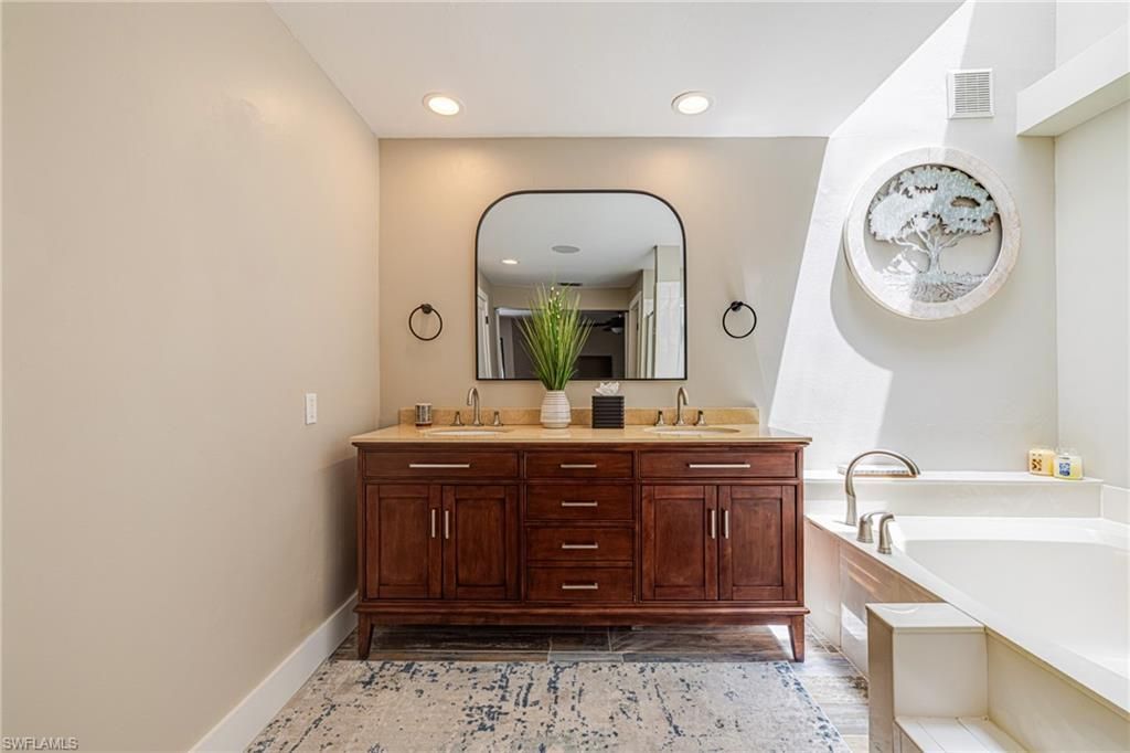 5424 Harbour Castle Dr , Fort Myers, FL 33907 Photo
