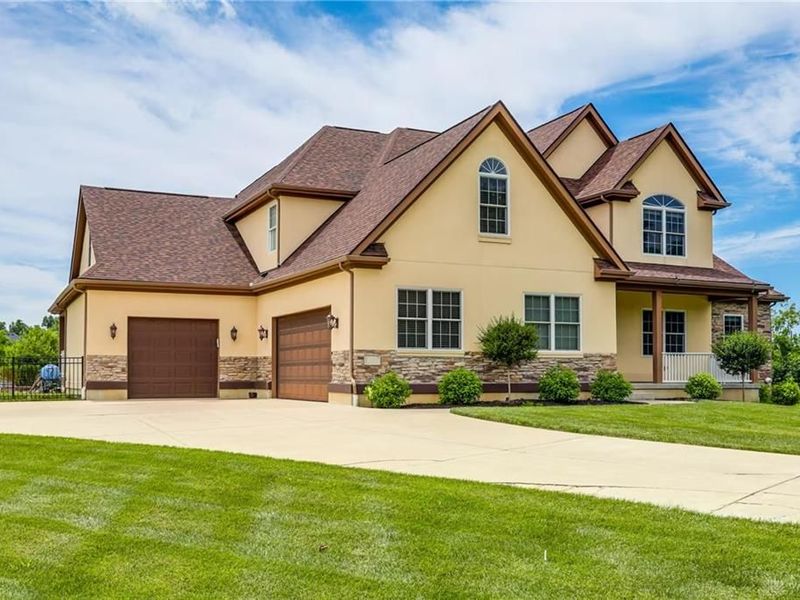 61 White Beech Court, Springboro, OH 45066 Photo 2