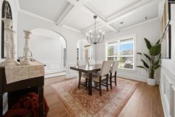 309 Grey Oaks Court photo 4