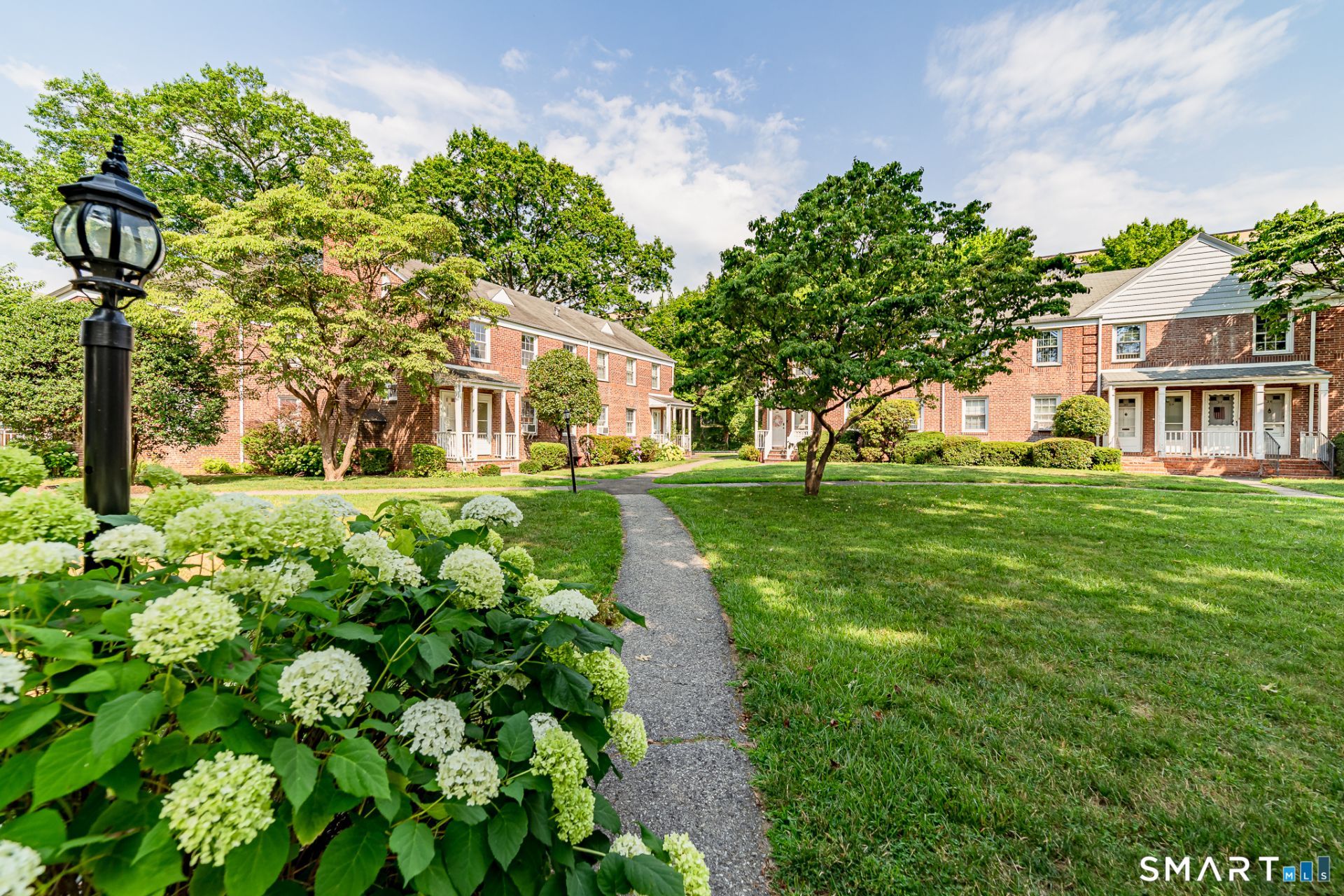 2475 Summer, Unit 1M, Stamford, CT 06905 Main Photo