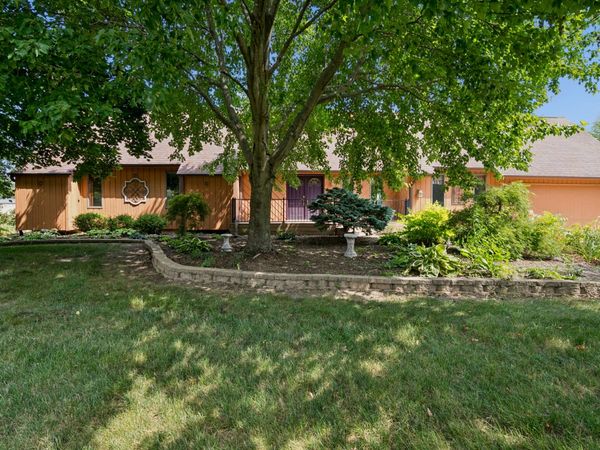 6229 Darline Drive, St. Anne, IL 60964