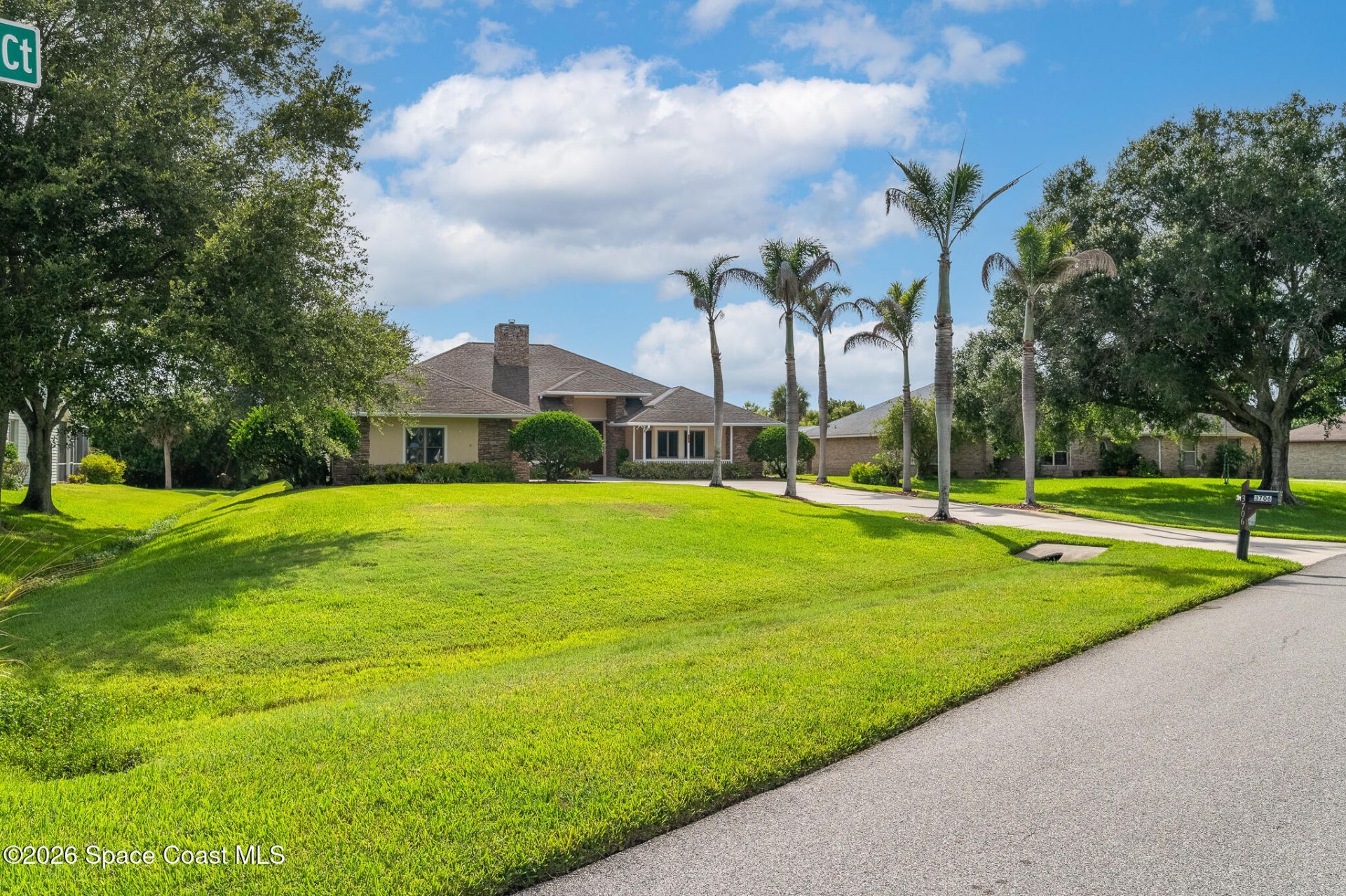 3706 Secluded Oak Court , Melbourne, FL 32934 Photo