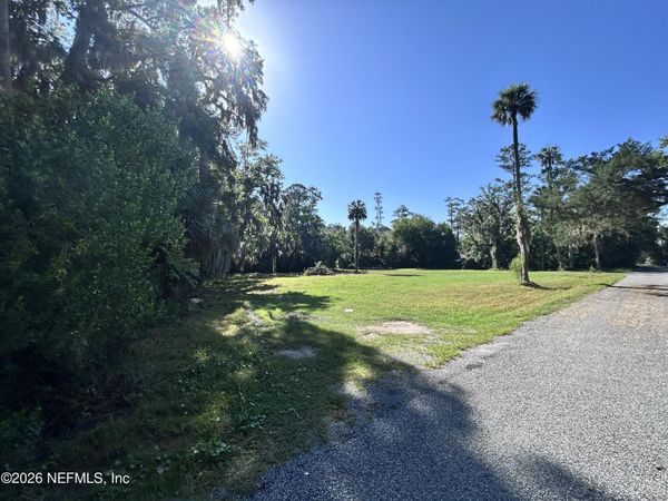 16 PALM Lane, Palm Valley, FL 32082