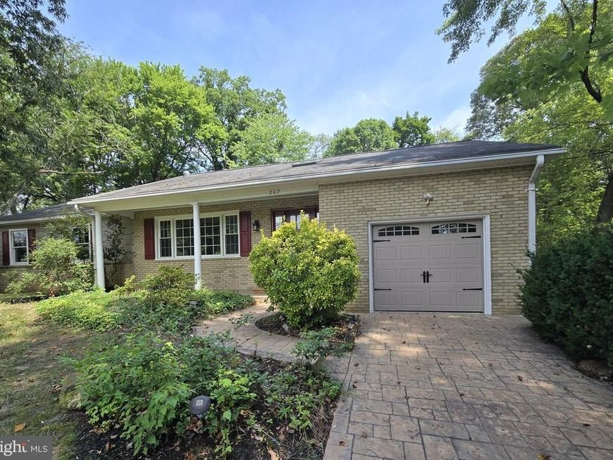 202 Cypress Creek Road , Severna Park, MD 21146 Main Photo