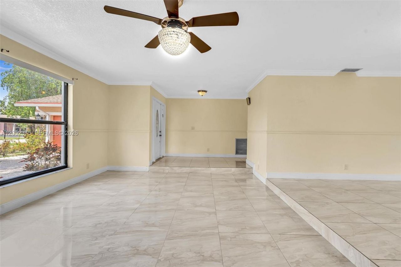 7480 NW 37th Ct, Lauderhill, FL 33319 Photo
