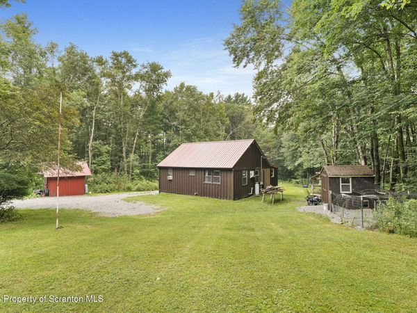 1739 Howell Road, New Milford, PA 18834