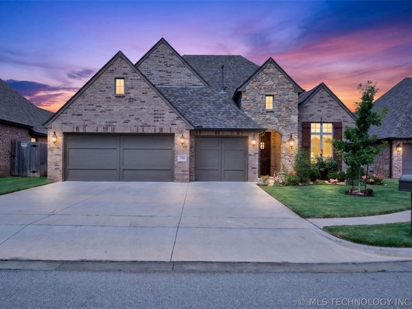 6304 N 29th Street, Broken Arrow, OK 74014