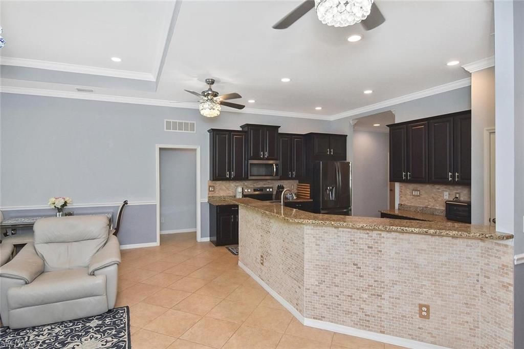 2549 Ashbury Cir, Cape Coral, FL 33991 Photo