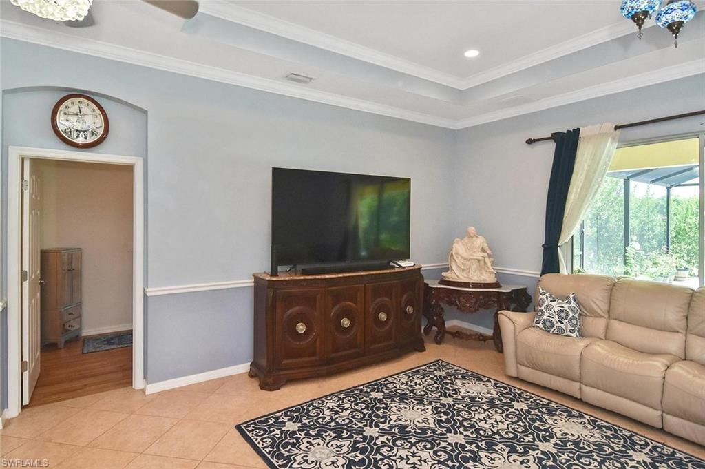 2549 Ashbury Cir, Cape Coral, FL 33991 Photo