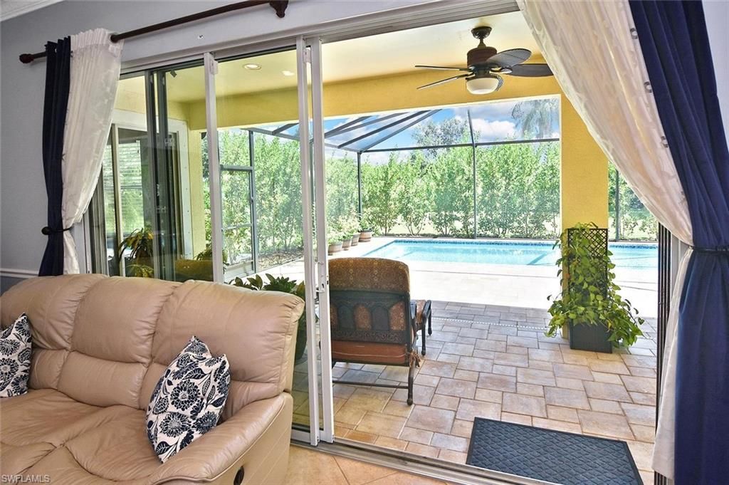 2549 Ashbury Cir, Cape Coral, FL 33991 Photo
