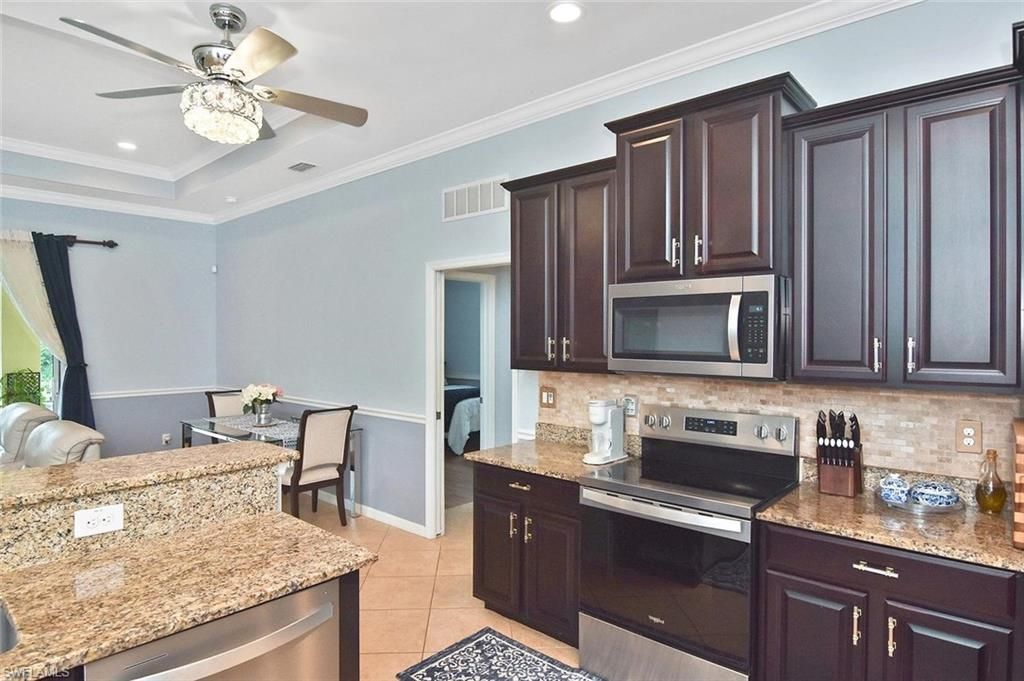 2549 Ashbury Cir, Cape Coral, FL 33991 Photo