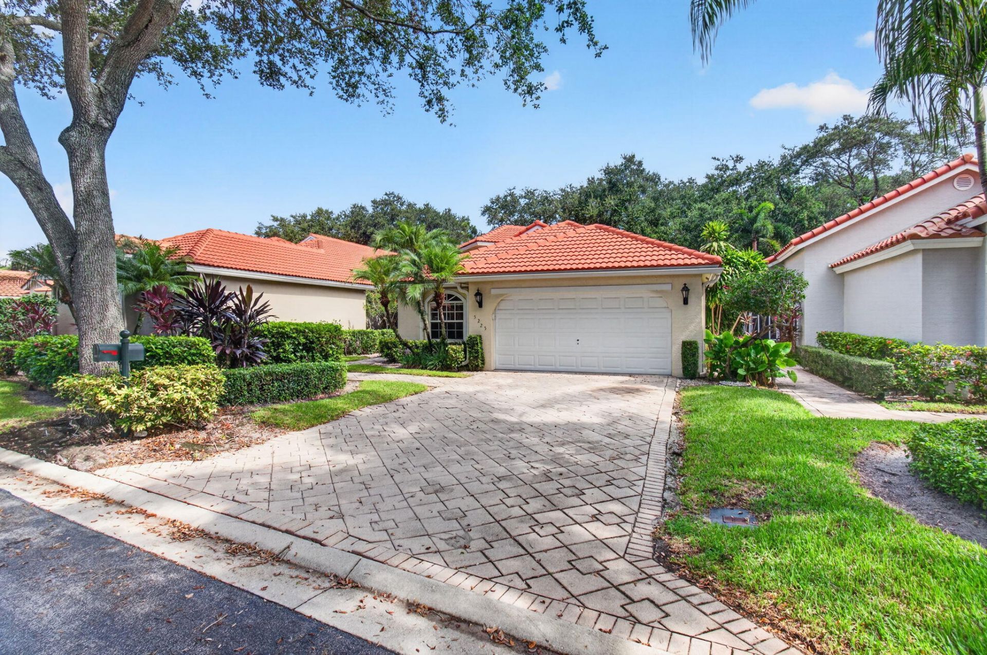 5225 Brookview Drive, Boynton Beach, FL 33437 Photo