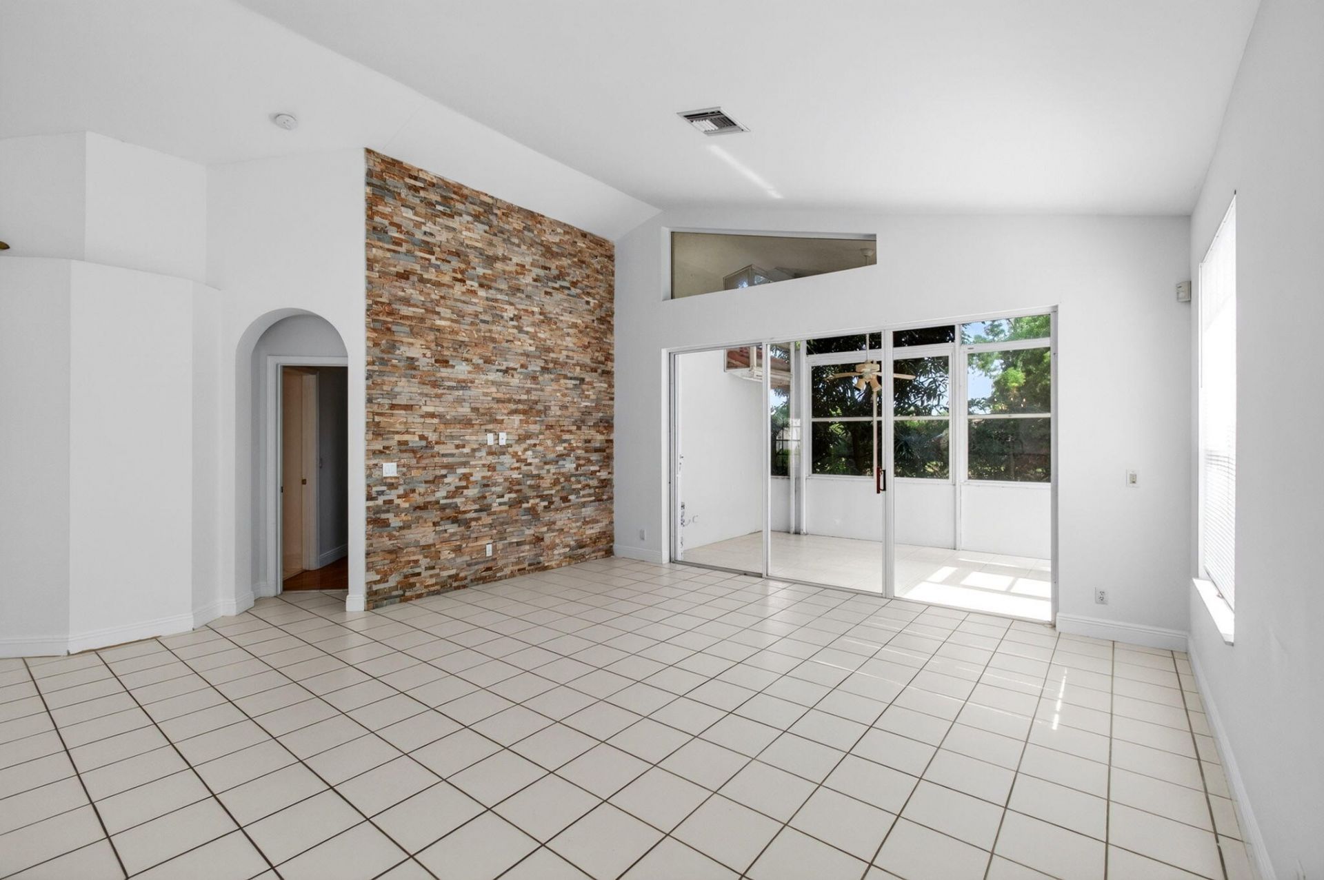 5225 Brookview Drive, Boynton Beach, FL 33437 Photo