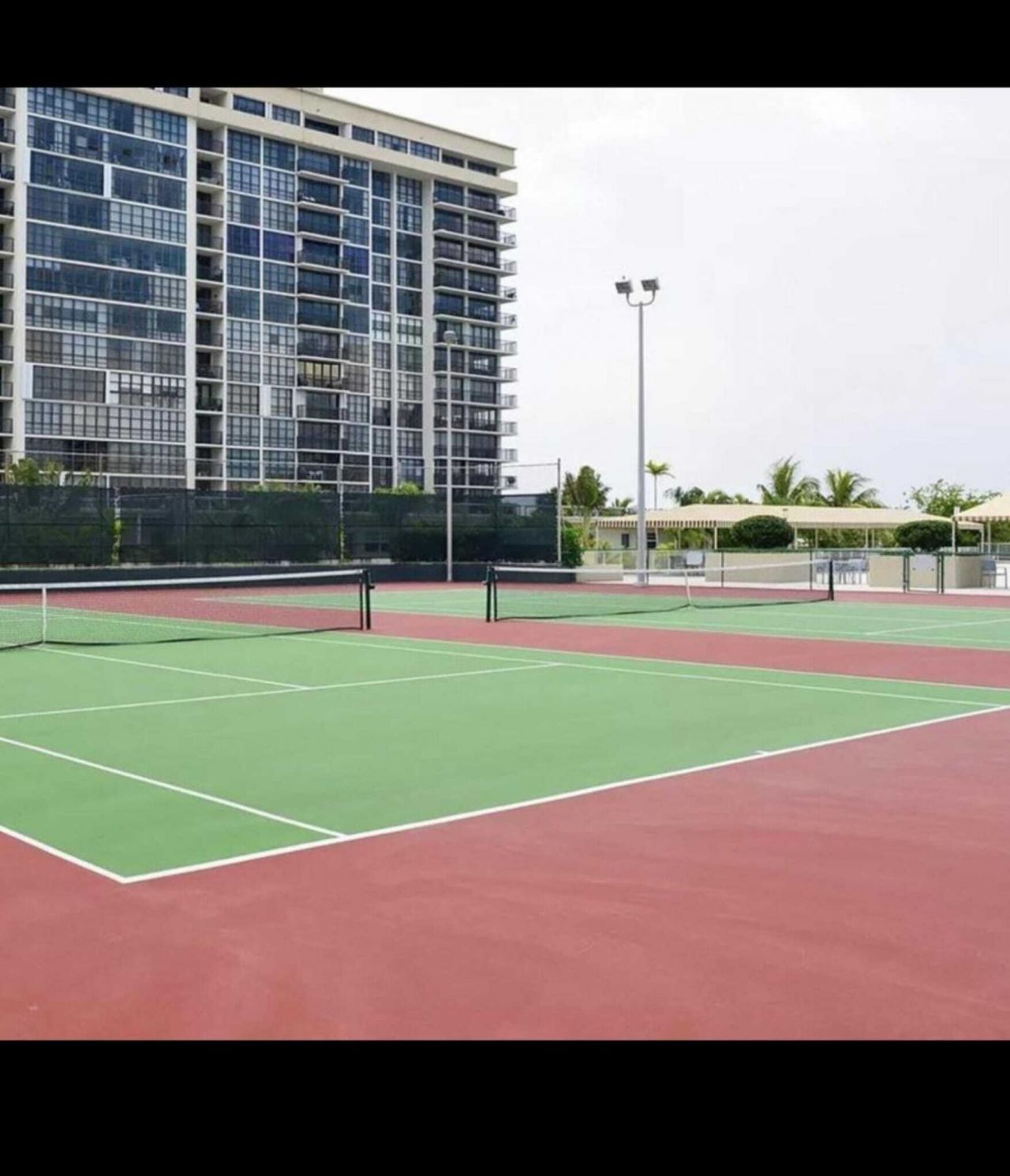 1965 S Ocean Drive, Unit 9Q, Hallandale Beach, FL 33009 Photo