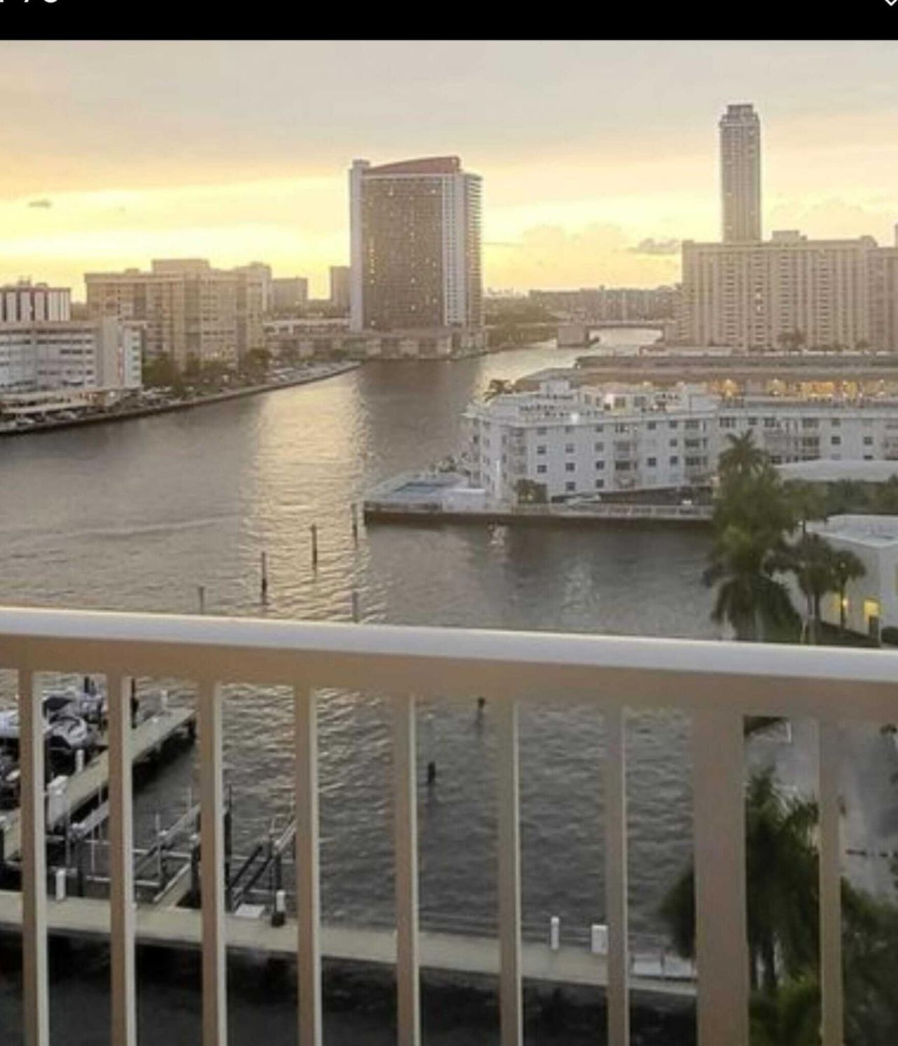 1965 S Ocean Drive, Unit 9Q, Hallandale Beach, FL 33009 Photo