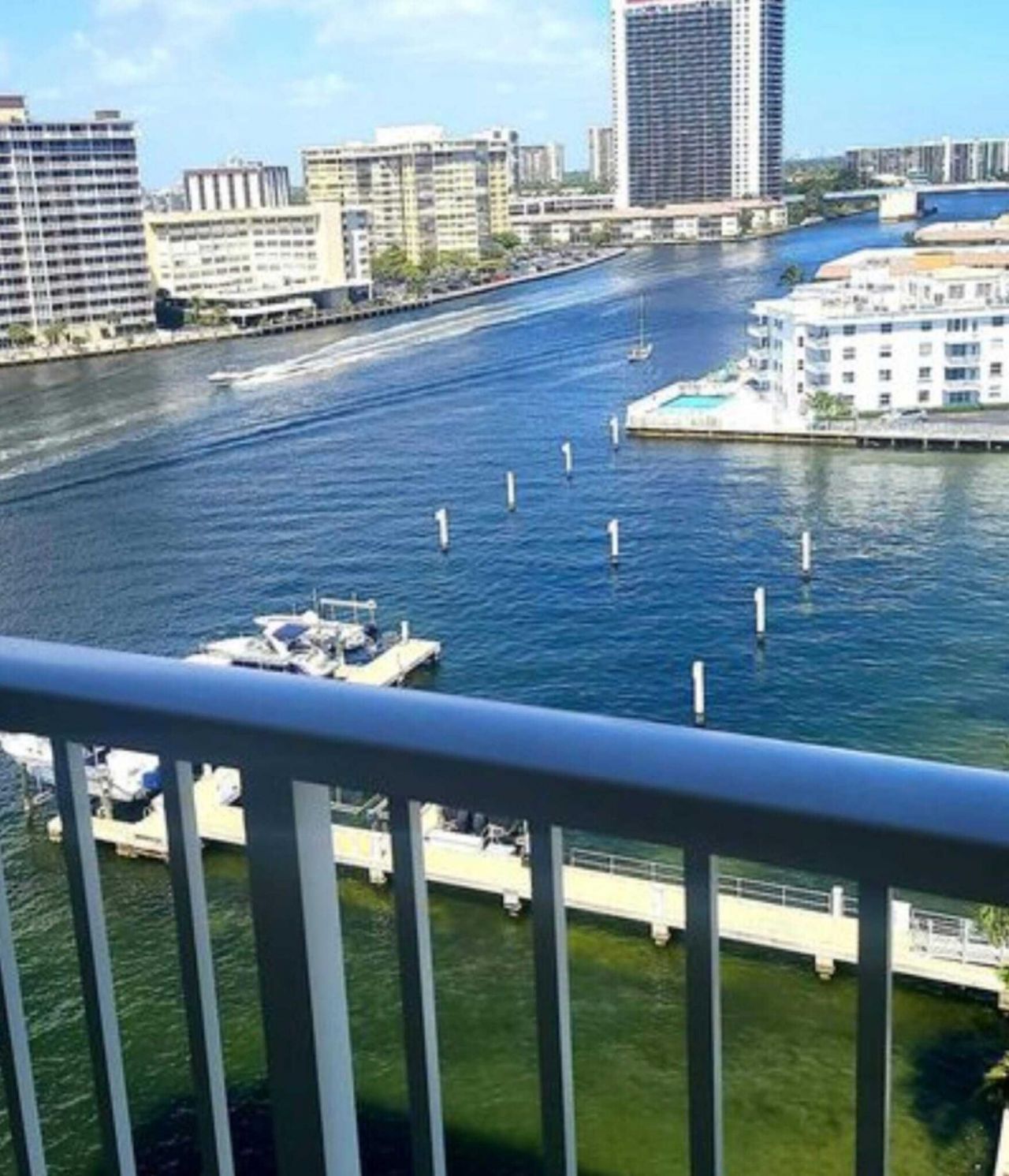 1965 S Ocean Drive, Unit 9Q, Hallandale Beach, FL 33009 Photo