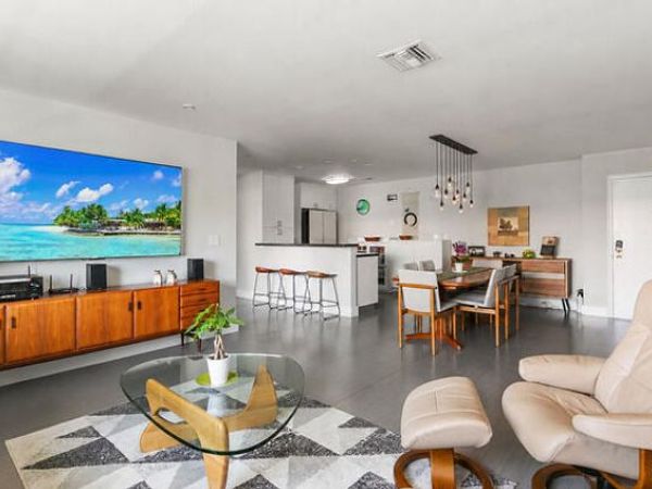 9 NE 19th Court, Unit C216, Wilton Manors, FL 33305
