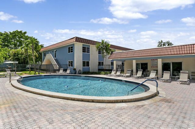9 NE 19th Court, Unit C216, Wilton Manors, FL 33305 Photo
