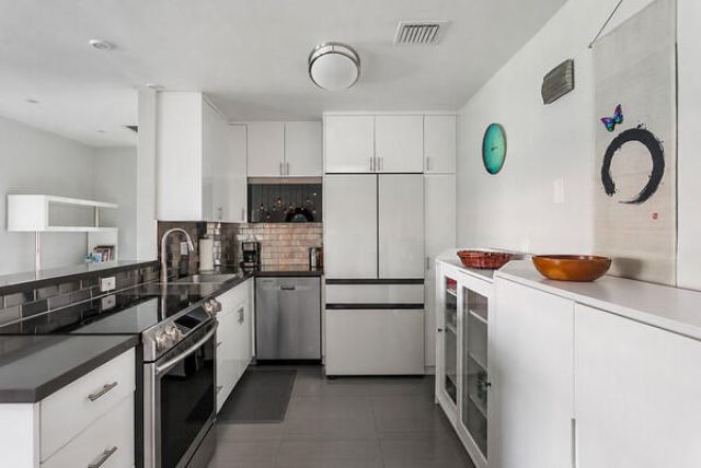 9 NE 19th Court, Unit C216, Wilton Manors, FL 33305 Photo