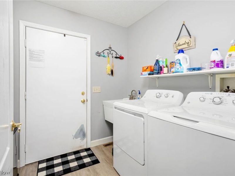 760 Renee Drive, Wadsworth, OH 44281 Photo 23