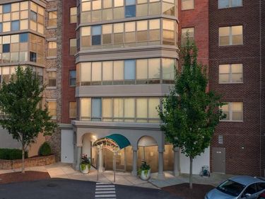 19370 MAGNOLIA GROVE SQUARE , Unit L04, LEESBURG, VA 20176