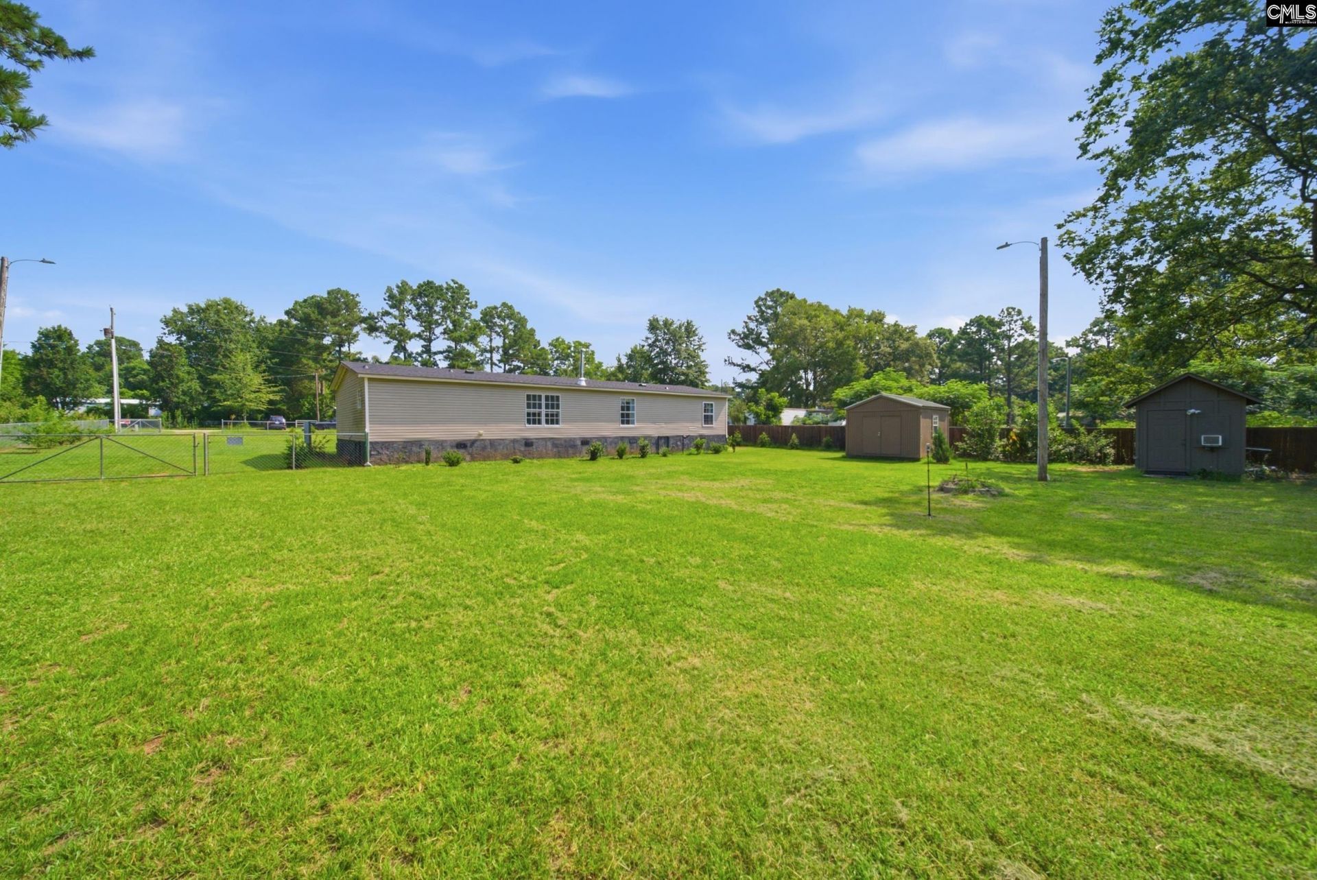 5860 Wessex Drive Photo 24