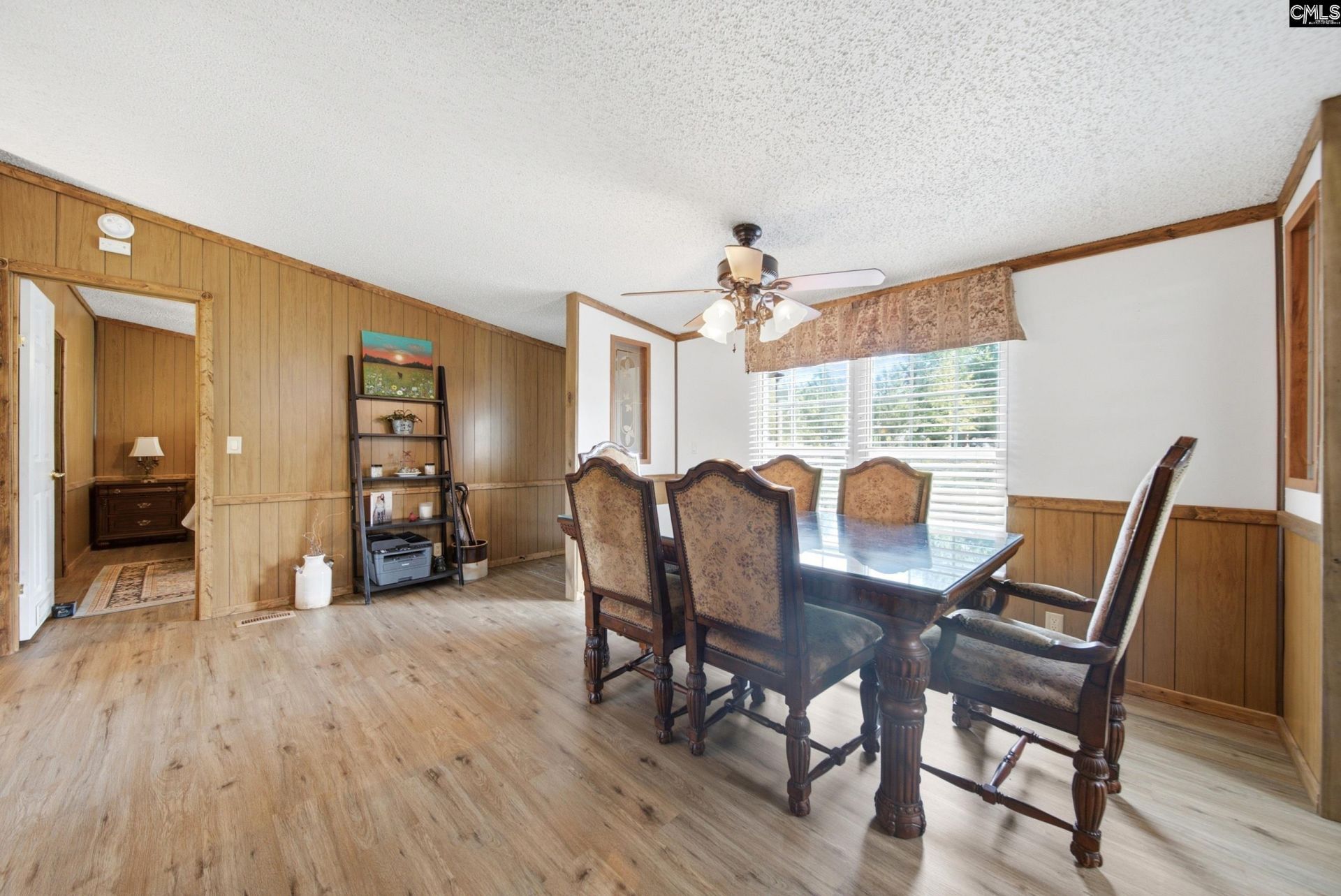 5860 Wessex Drive Photo 9