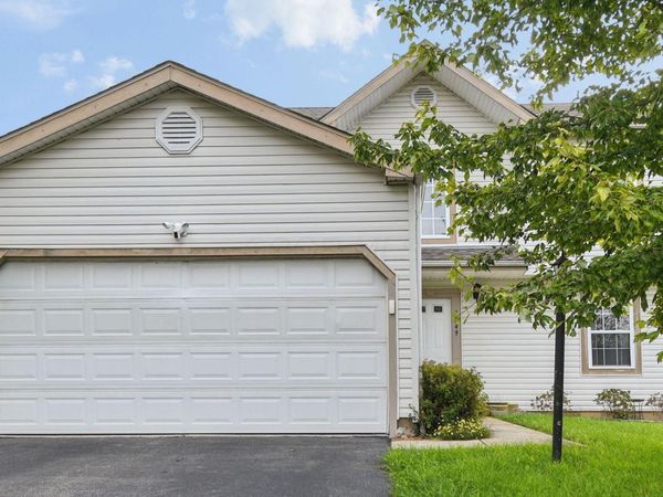 1049 Legacy Lane, Pataskala, OH 43062