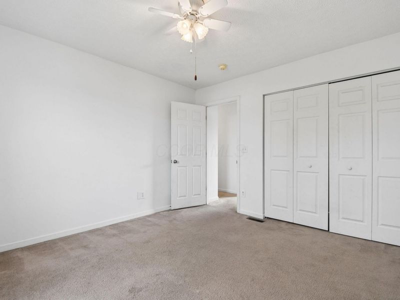 1049 Legacy Lane, Pataskala, OH 43062 Photo 29
