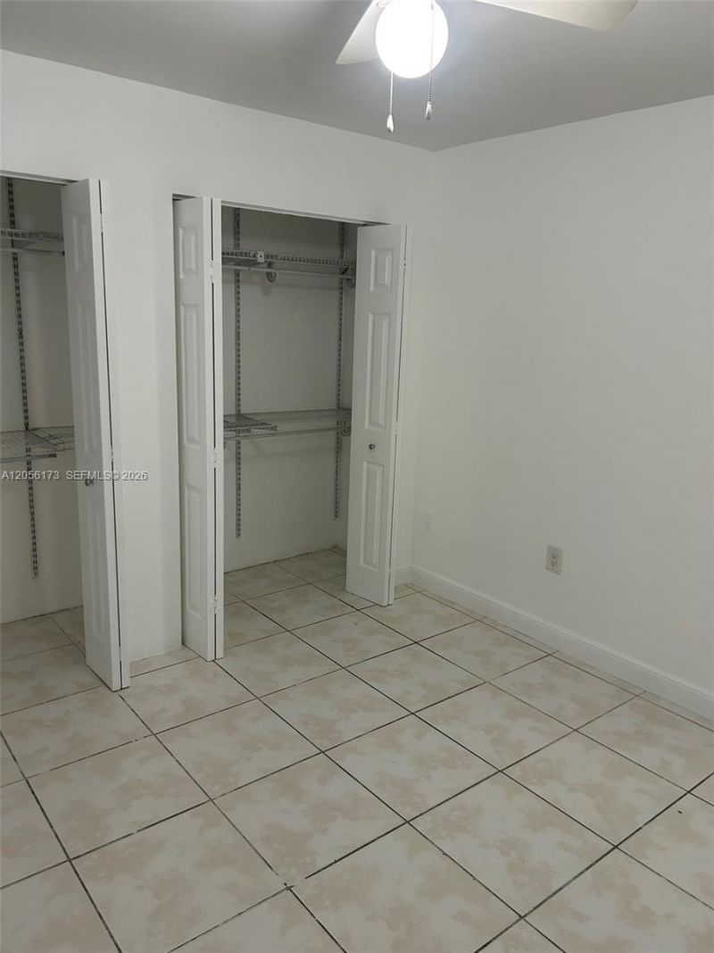 10000 NW 80th Ct, Unit 2456, Hialeah Gardens, FL 33016 Photo