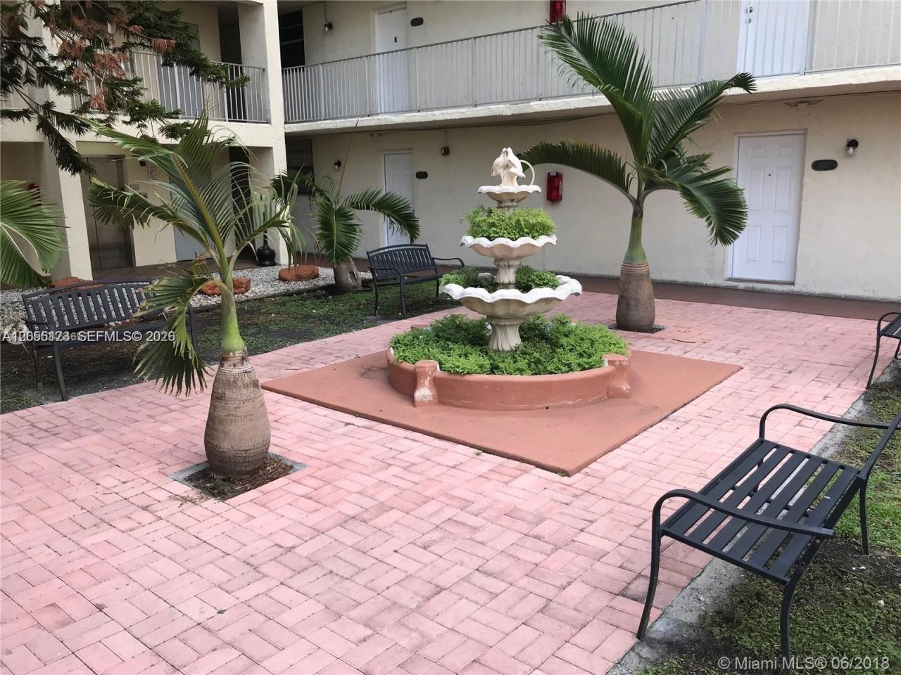 10000 NW 80th Ct, Unit 2456, Hialeah Gardens, FL 33016 Photo