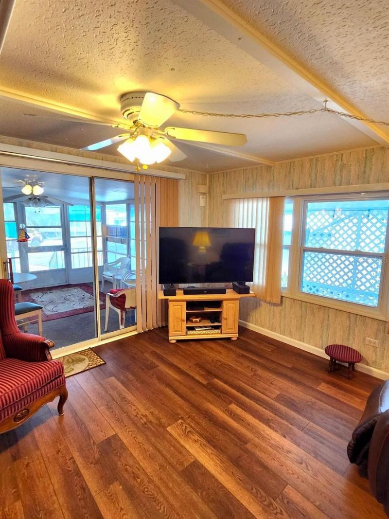 1715 Illinois Avenue , Bradenton, FL 34207 Photo